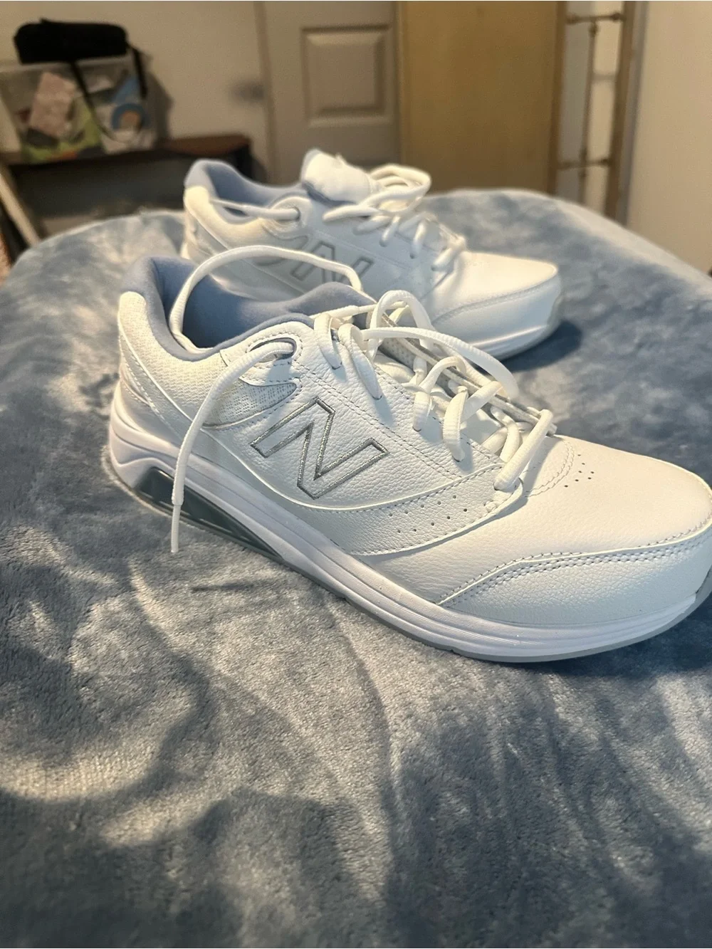 New Balance Women White Lace-Up Athletic Sneakers